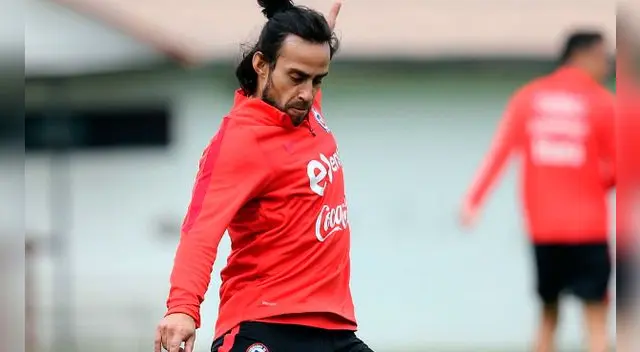Perú vs. Chile no contará con el juego del volante Jorge Valdivia, quien regresó a la ‘Roja’ por las Eliminatorias Rusia 2018.
