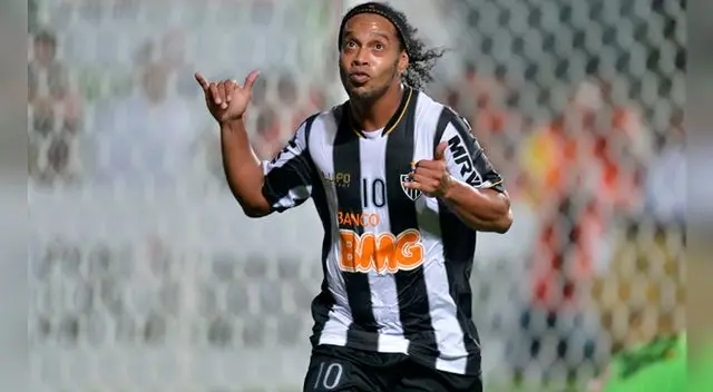 Ronaldinho conversó con un portal español sobre su futuro en el fútbol. Ronaldinho conversó con un portal español sobre su futuro en el fútbol.