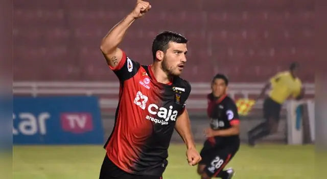 Melgar FBC vs. Sporting Cristal EN VIVO: Bernardo Cuesta celebra su gol Melgar FBC vs. Sporting Cristal EN VIVO: Bernardo Cuesta celebra su gol