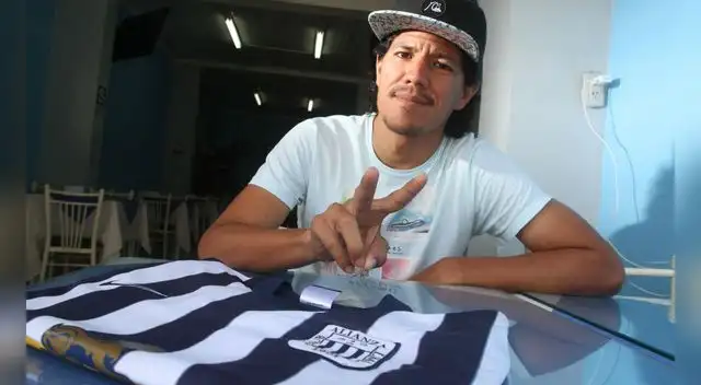 Óscar Vílchez: “Es gratificante que Cristal me tenga en sus planes”