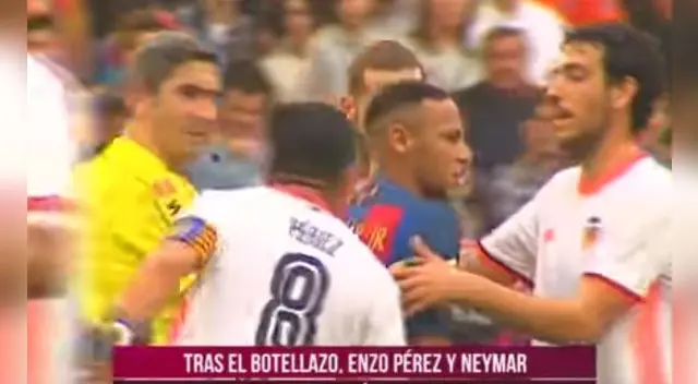 Neymar y Enzo Pérez casi se van a los golpes, tras provocación de brasilero y botellazo Neymar y Enzo Pérez casi se van a los golpes, tras provocación de brasilero y botellazo