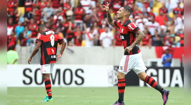 Paolo Guerrero elegido en el equipo ideal de la última fecha del Brasileirao.
