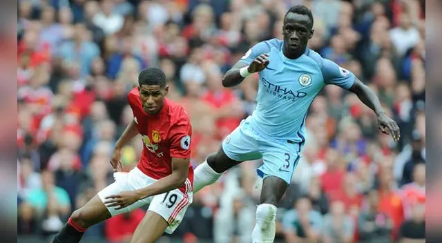 Manchester United recibe este martes al complicado, pero también necesitado Manchester City, que urge de una victoria para calmar las aguas. El escenario es la Copa de la Liga. Manchester United recibe este martes al complicado, pero también necesitado Manchester City, que urge de una victoria para calmar las aguas. El escenario es la Copa de la Liga.
