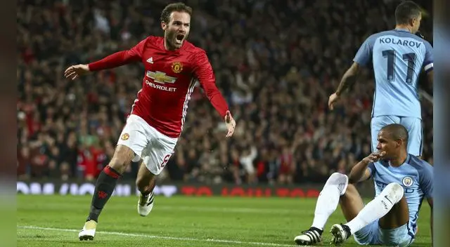 Así fue el golazo de Juan Mata que eliminó al City de la Capital One | VIDEO Así fue el golazo de Juan Mata que eliminó al City de la Capital One | VIDEO