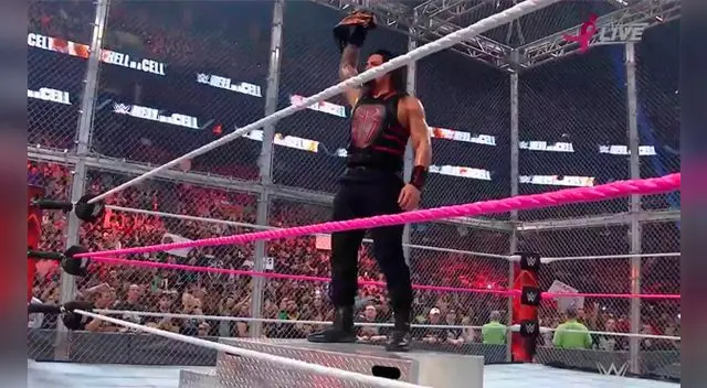 Roman Reigns venció a Rusev y sigue como campeón de los Estados Unidos.