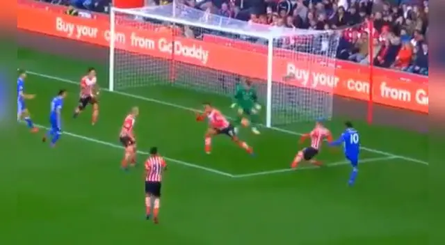 Eden Hazard anotó golazo de ‘huachita’ en la Premier League Eden Hazard anotó golazo de ‘huachita’ en la Premier League