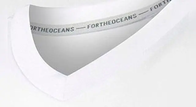 "For the oceans", es el mensaje que portarán estas camisetas especiales en el cuello. 