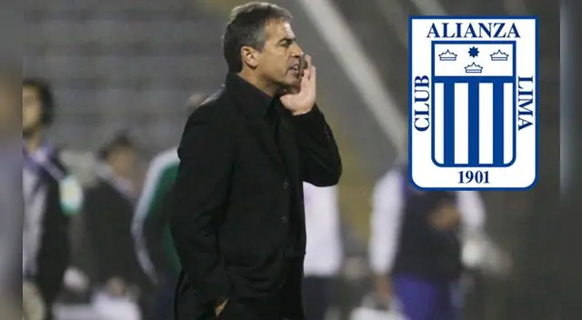 Pablo Bengoechea llegó a Lima y todo indica que sería el nuevo entrenador de Alianza Lima para la siguiente temporada. Pablo Bengoechea llegó a Lima y todo indica que sería el nuevo entrenador de Alianza Lima para la siguiente temporada.