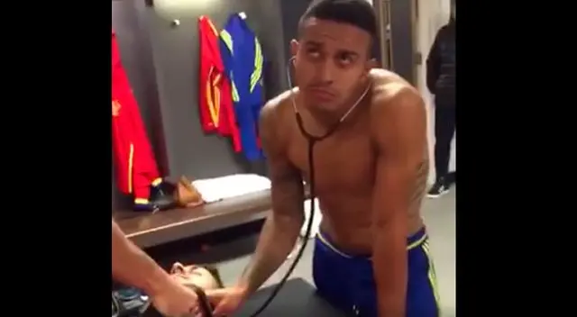 Selección española y su peculiar Mannequin Challengue Selección española y su peculiar Mannequin Challengue