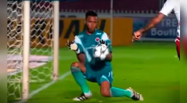 Pedro Gallese volvió a brillar en triunfo de Veracruz y tuvo que hacer hasta esto para defender su arco