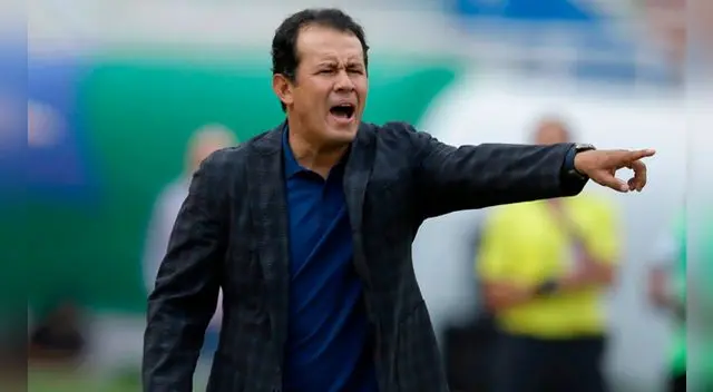 Juan Reynoso se peleó verbalmente con los periodistas que cubrían el partido entre la Bocana y Melgar.