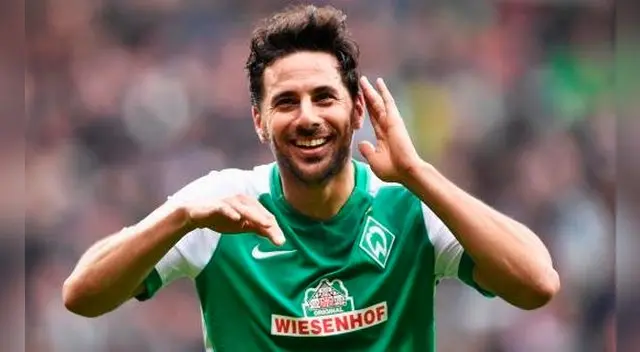 Claudio Pizarro y su divertida entrevista en la Bundesliga. Claudio Pizarro y su divertida entrevista en la Bundesliga.