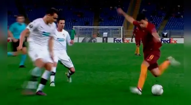 Diego Perotti anota de rabona ante Viktoria Plzen en Europa League. Diego Perotti anota de rabona ante Viktoria Plzen en Europa League.