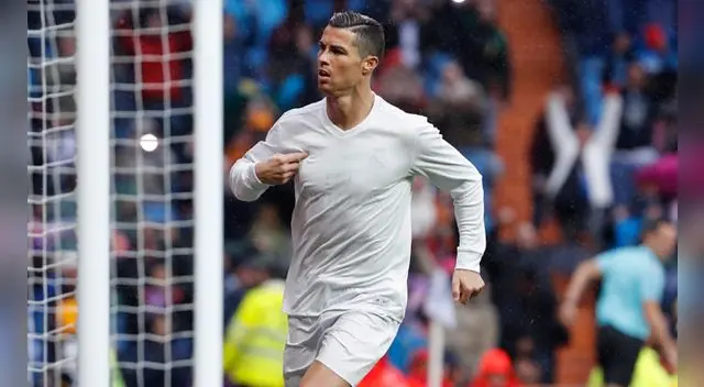 La camiseta del Real Madrid llamó la atención en las redes sociales. 