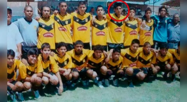 Carlos Zambrano jugó las divisiones inferiores en la Academia Cantolao. Carlos Zambrano jugó las divisiones inferiores en la Academia Cantolao.