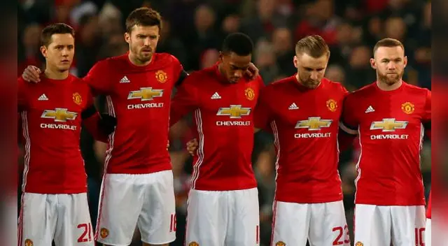 Manchester United venció 4-1 al West Ham en los cuartos de final de la Copa de la Liga. Manchester United venció 4-1 al West Ham en los cuartos de final de la Copa de la Liga.