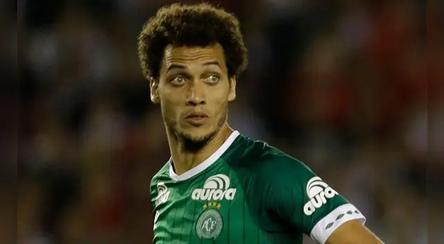 Hélio Neto durante un partido del Chapecoense en la Copa Sudamericana.