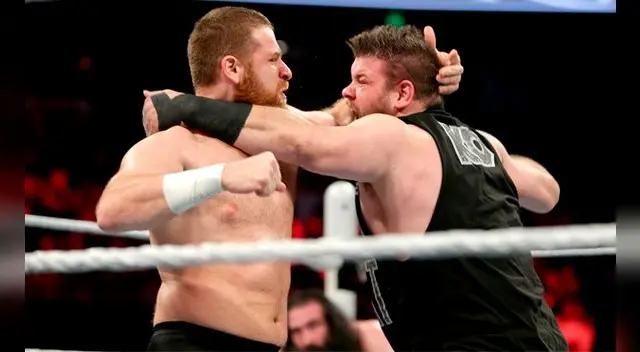 En el Monday Night Raw, Sami Zayn vs. Kevin Owens