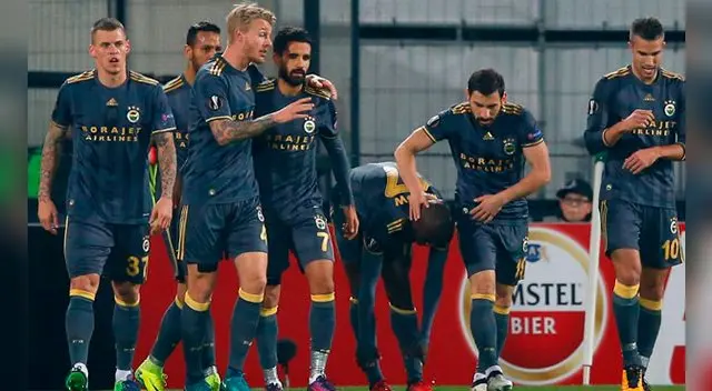 Feyenoord de Renato Tapia fue eliminado de la Europa League: perdió 1-0 ante Fenerbahce Feyenoord de Renato Tapia fue eliminado de la Europa League: perdió 1-0 ante Fenerbahce