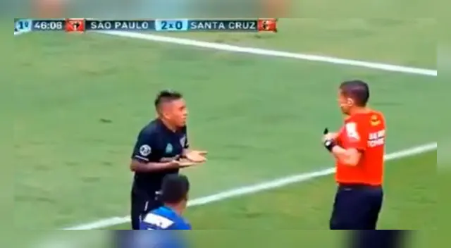 Sacaron tarjeta roja a Christian Cueva en el Sao Paulo vs Santa Cruz. Sacaron tarjeta roja a Christian Cueva en el Sao Paulo vs Santa Cruz.