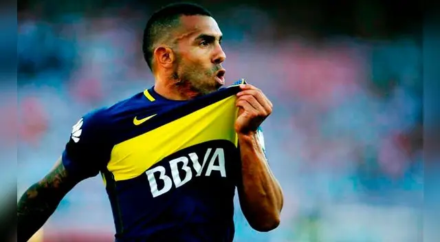 Carlos Tévez metió un golazo en el superclásico argentino entre Boca Juniors y River Plate. Carlos Tévez metió un golazo en el superclásico argentino entre Boca Juniors y River Plate.