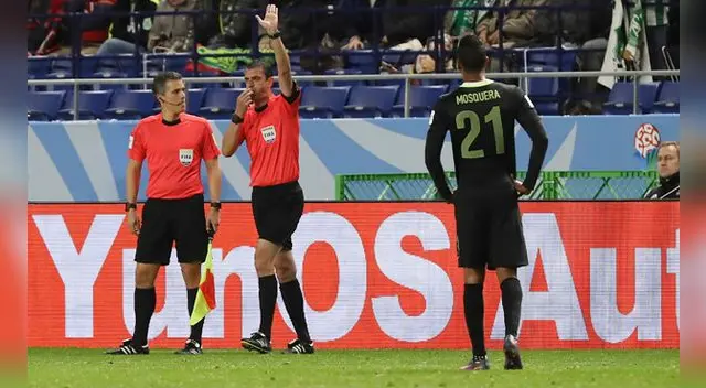 Viktor Kassai se ayudó en la tecnología para cobrar un penal en favor del Kashima Antlers.