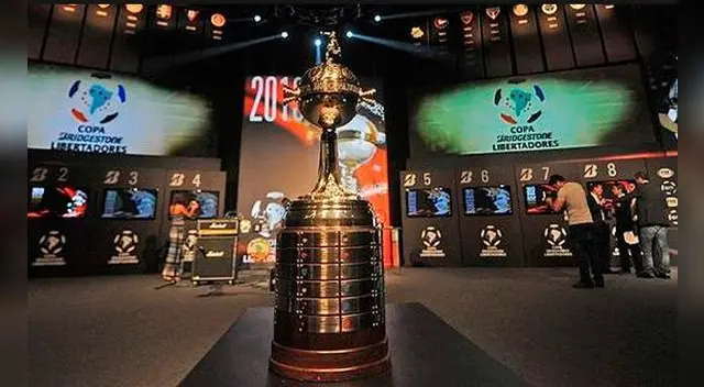 Copa Libertadores 2017 inicia en enero del próximo año, por ende, este miércoles tendrá lugar en Asunción el sorteo del campeonato. Se conocerán los rivales para los equipos peruanos. Copa Libertadores 2017 inicia en enero del próximo año, por ende, este miércoles tendrá lugar en Asunción el sorteo del campeonato. Se conocerán los rivales para los equipos peruanos.