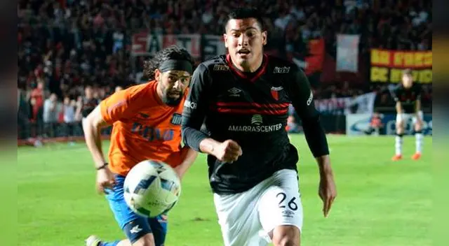 Diego Mayora durante un partido de Colón de Santa Fe.