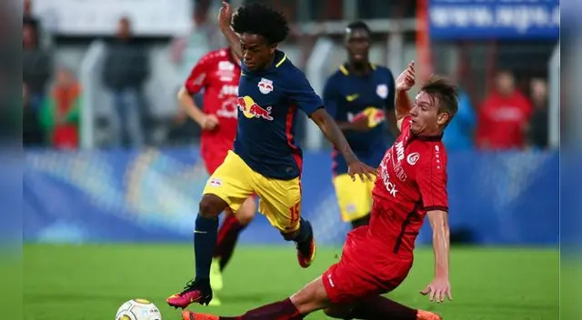 Yordy Reyna durante su etapa en el Red Bull Salzburgo.