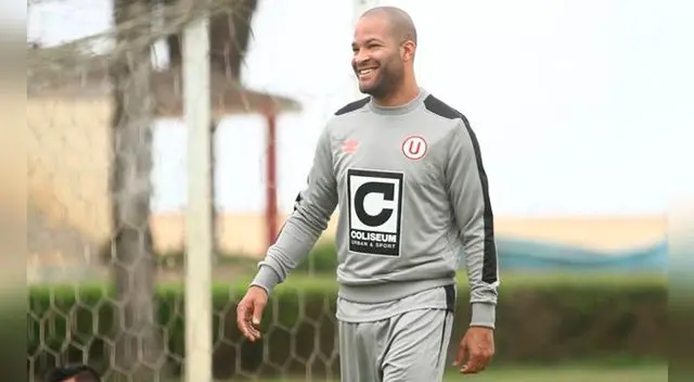 Alberto Rodríguez durante la pretemporada de Universitario Alberto Rodríguez durante la pretemporada de Universitario