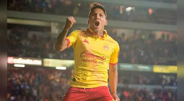Raúl Ruidíaz celebra su gol a Tijuana