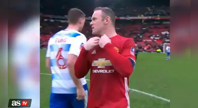 ¿Wayne Rooney quiso intercambiar camisetas pero se la rechazaron? ¿Wayne Rooney quiso intercambiar camisetas pero se la rechazaron?