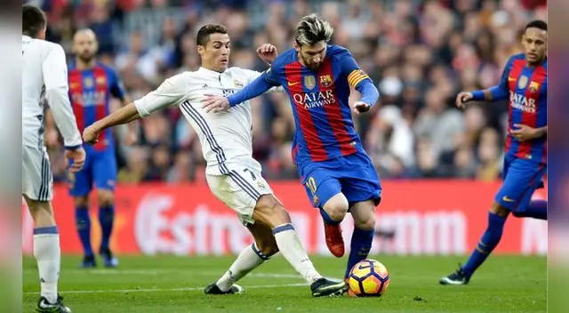 Real Madrid parece ser un sólido líder, sin embargo, Barcelona no resigna sus chances en la Liga Santander. Real Madrid parece ser un sólido líder, sin embargo, Barcelona no resigna sus chances en la Liga Santander.