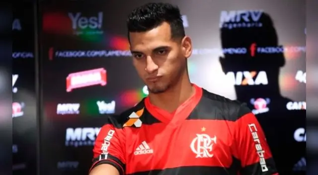 Miguel Trauco y su presentación oficial en Flamengo.
