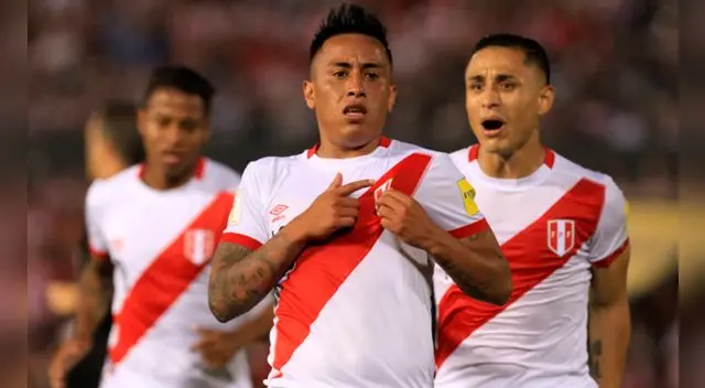 Christian Cueva celebra su gol a Paraguay en las Eliminatorias Rusia 2018. Christian Cueva celebra su gol a Paraguay en las Eliminatorias Rusia 2018.