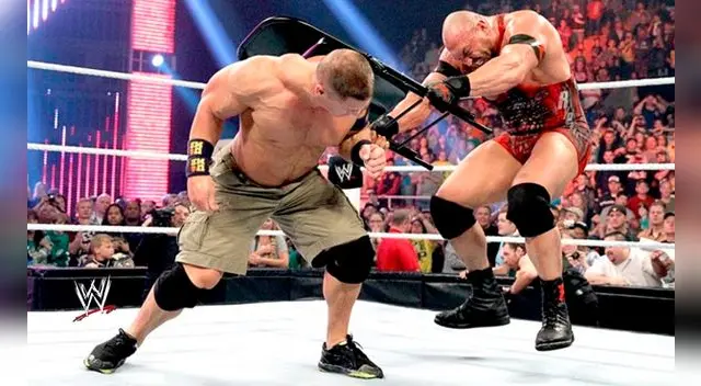 Ryback criticó duramente a John Cena y a la WWE.