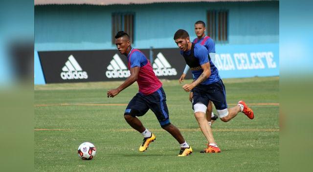 volante fue operados de los meniscos.