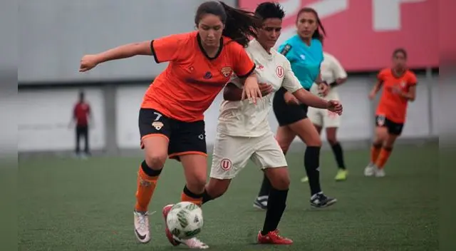 Universitario y La Cantera jugaron la final del Campeonato Metropolitano de Fútbol Femenino 2016. Universitario y La Cantera jugaron la final del Campeonato Metropolitano de Fútbol Femenino 2016.