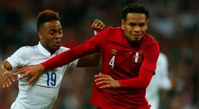 Alexander Callens jugará en la MLS con la esperanza de volver a la selección peruana.