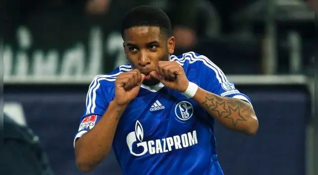 Schalke 04 confirmó que Jefferson Farfán jugará en el Lokomotiv.