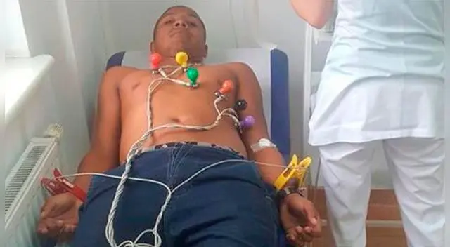 Josimar Atoche durante el reconocimiento médico con su nuevo club. Josimar Atoche durante el reconocimiento médico con su nuevo club.