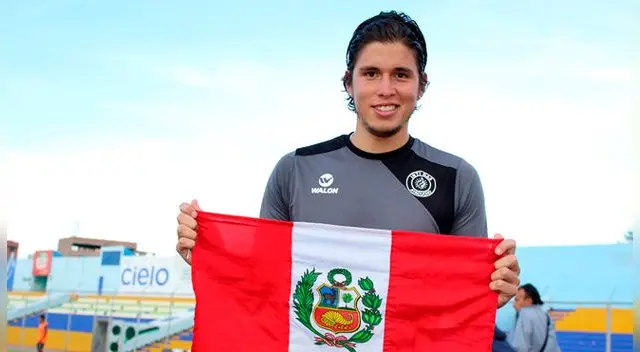 Horacio Beninca, zaguero de Universitario es unos de los jugadores que más se cuida fuera de las canchas. El jugador crema se maneja muy bien. Horacio Beninca, zaguero de Universitario es unos de los jugadores que más se cuida fuera de las canchas. El jugador crema se maneja muy bien.