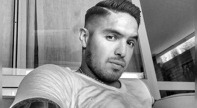 Juan Vargas. A pesar que el jugador de Universitario no está bien físicamente, el 'Loco' se conserva muy bien. A sus 33 años todavía es deseado por varias fans. Juan Vargas. A pesar que el jugador de Universitario no está bien físicamente, el 'Loco' se conserva muy bien. A sus 33 años todavía es deseado por varias fans.