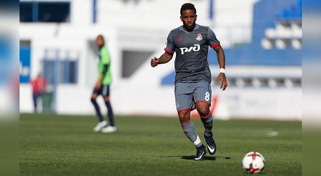 ADEMÁS DEL ELENCO MOSCOVITA, “JEFFRY” jugó en EUROPA EN EL PSV EINDHOVEN Y EL SCHALKE 04. 