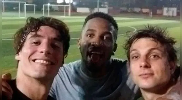 Facundo González, Jefferson Farfán y Nicola Porcella tras una 'pichanga' 