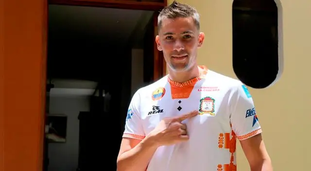 Marcos Pirchio ya posa con la camiseta de Ayacucho FC, el argentino llega procedente de Jorge Wilstermann | Foto: Ayacucho FC.