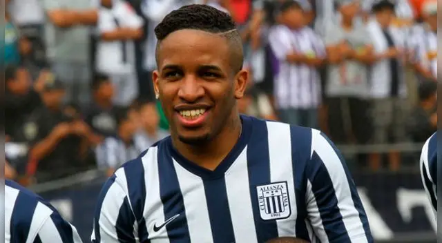 Jefferson Farfán quiere regresar a Alianza Lima cuando acabe su carrera. Jefferson Farfán quiere regresar a Alianza Lima cuando acabe su carrera.