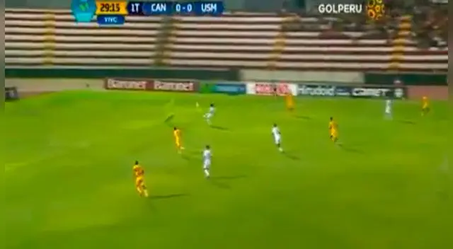 En el Cantolao vs. San Martín, Federico Nicosia hizo un gran blopper. En el Cantolao vs. San Martín, Federico Nicosia hizo un gran blopper.