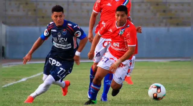 Carlos Olascuaga durante un partido de César Vallejo ante Unión Comercio. Carlos Olascuaga durante un partido de César Vallejo ante Unión Comercio.