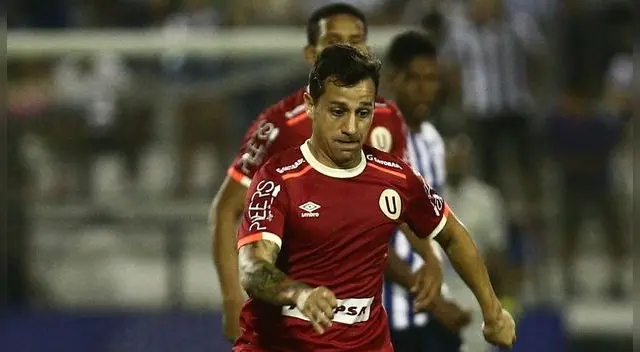 Universitario: Diego Guastavino y su reacción tras la derrota ante Alianza Lima. Universitario: Diego Guastavino y su reacción tras la derrota ante Alianza Lima.